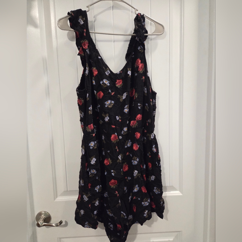 American Eagle Outfitters Black Floral Romper